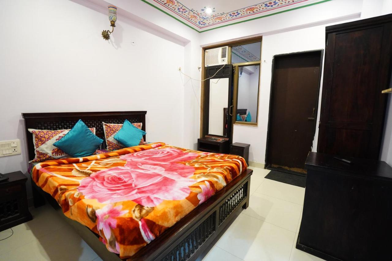 Hotel Jal Mahal Haveli 자이푸르 외부 사진