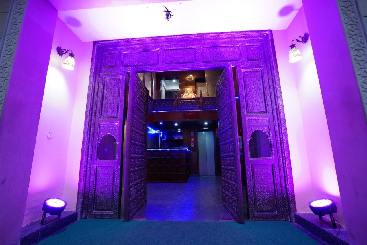 Hotel Jal Mahal Haveli 자이푸르 외부 사진