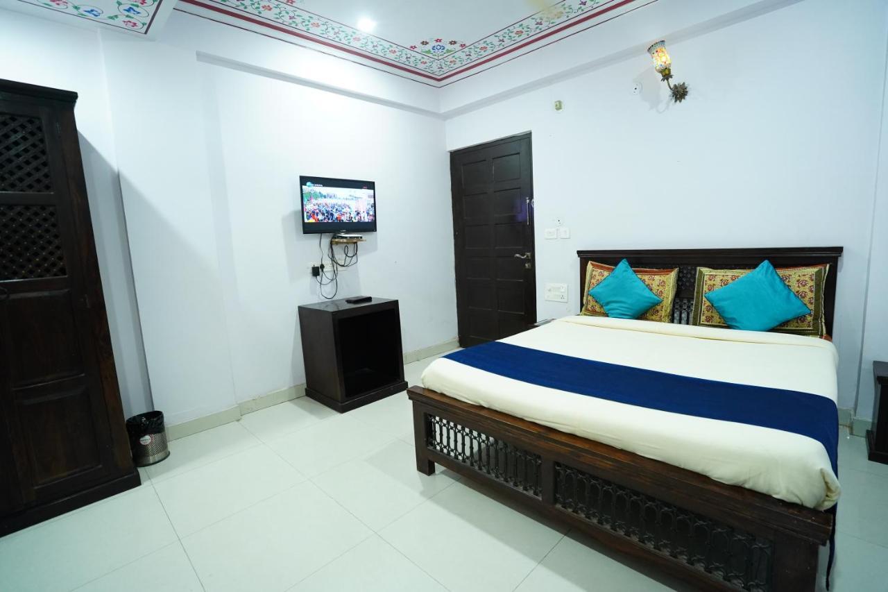 Hotel Jal Mahal Haveli 자이푸르 외부 사진