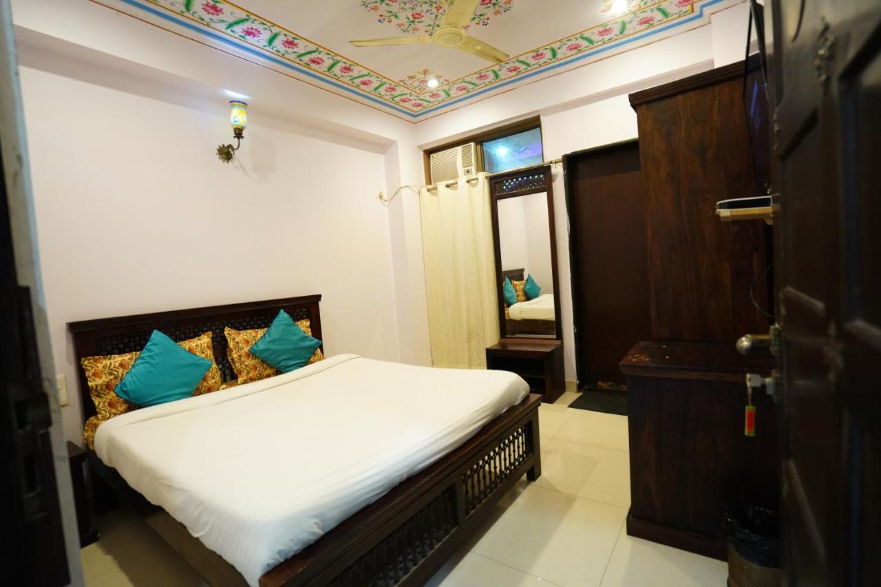 Hotel Jal Mahal Haveli 자이푸르 외부 사진