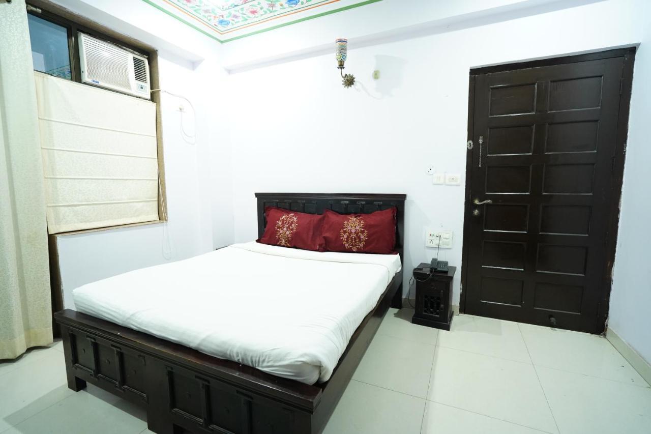 Hotel Jal Mahal Haveli 자이푸르 외부 사진