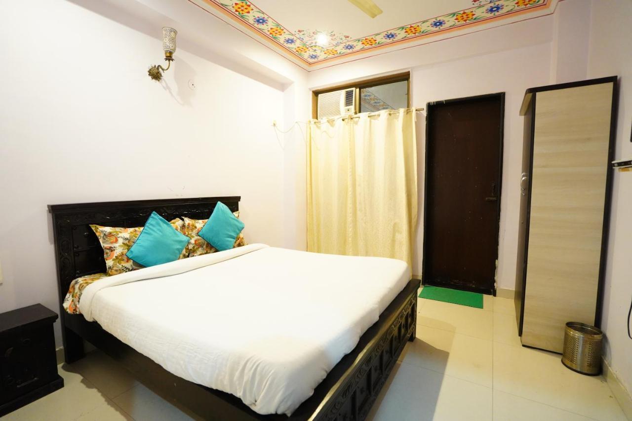 Hotel Jal Mahal Haveli 자이푸르 외부 사진