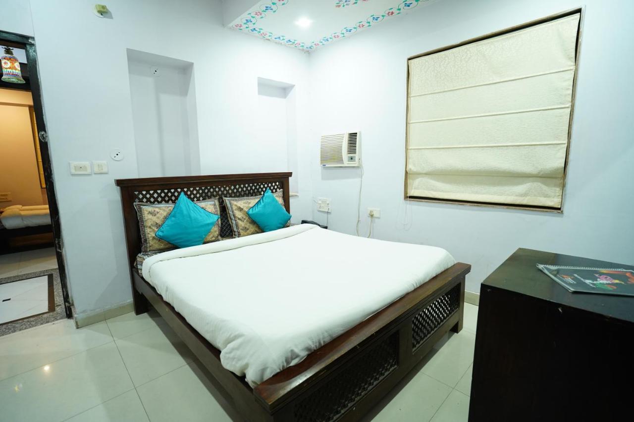 Hotel Jal Mahal Haveli 자이푸르 외부 사진