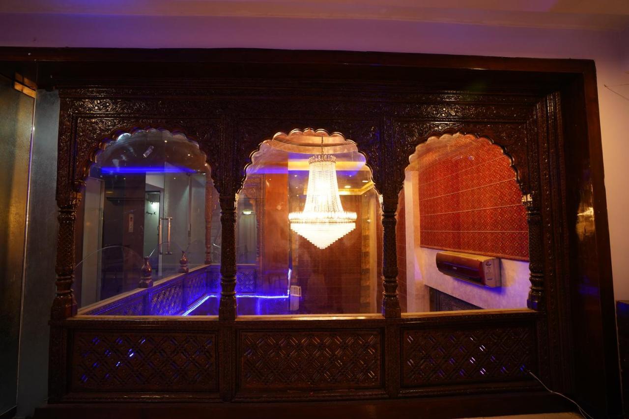 Hotel Jal Mahal Haveli 자이푸르 외부 사진